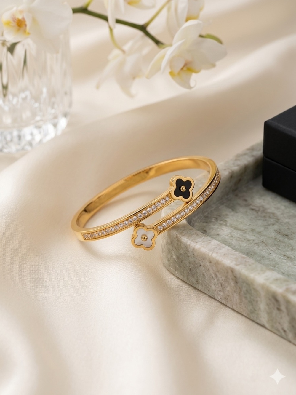 Stainless Steel Flower bangle